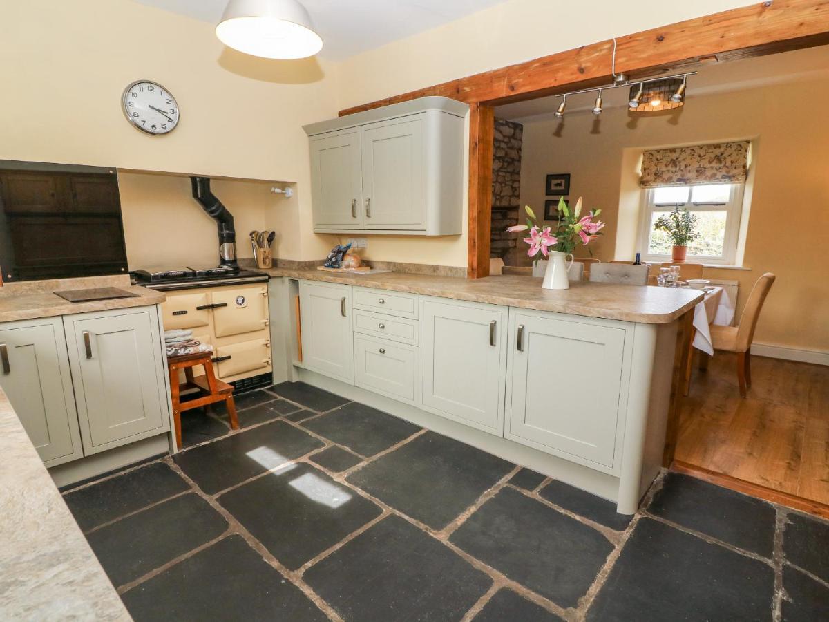 Waingate Cottage Cark 외부 사진